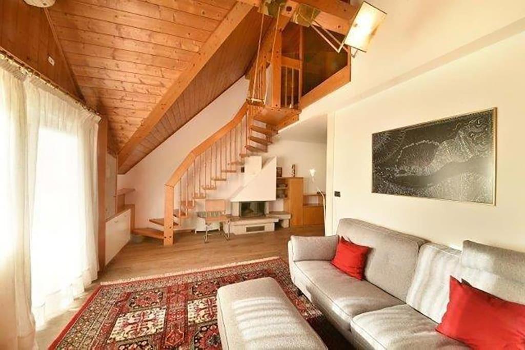 Penthouse In The Centre Merano Exterior foto